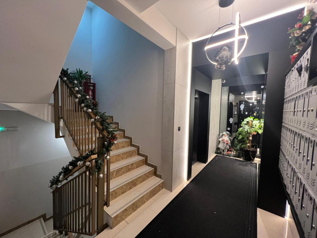Fanky City Apartments ポドゴリツァ エクステリア 写真